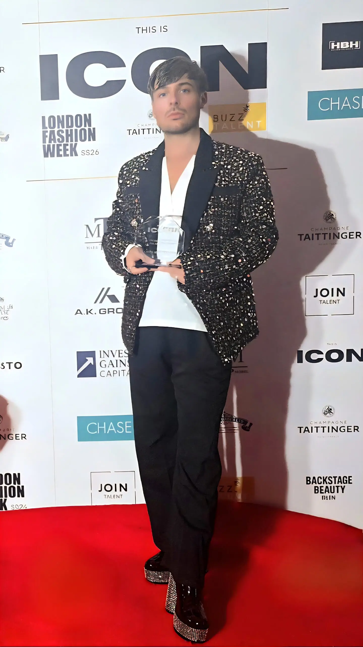 Chris Icon Award Chris Henderson from Middlesbrough on the Red Carpet at The Icon Awards with His Upcoming Icon Award