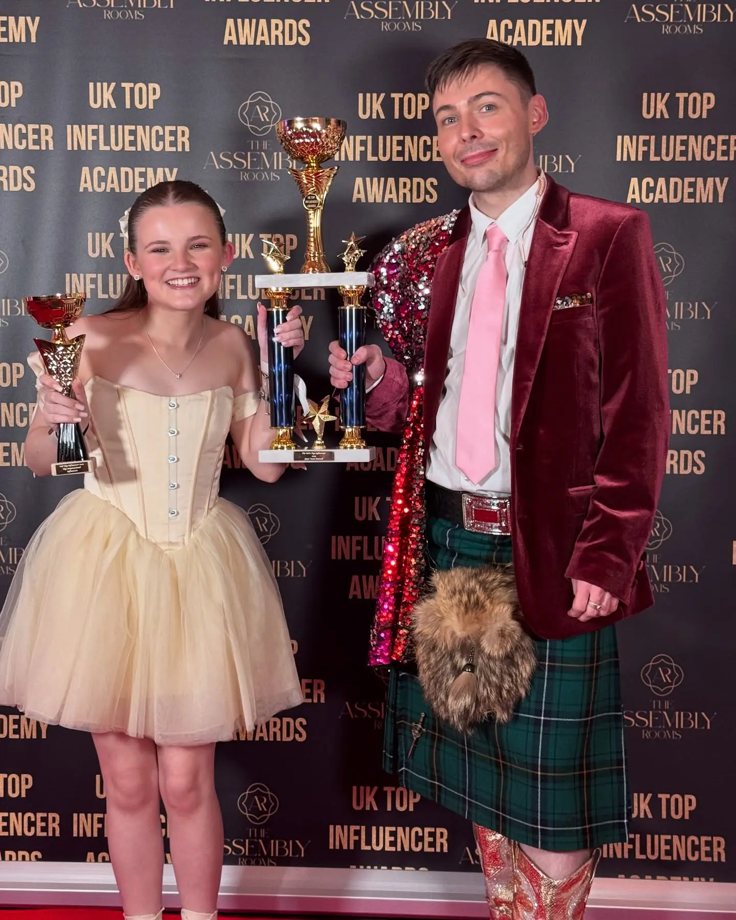 lets.make.a_difference1_1745768455_3620090646863898382_50207632463 Eve from Lets Make A Difference and Chris Henderson Managing Director of UK Top Influencer Ltd. Eve won the title of UK Top Influencer for receiving the highest amount of votes across the entire UK Top Influencer Awards competition